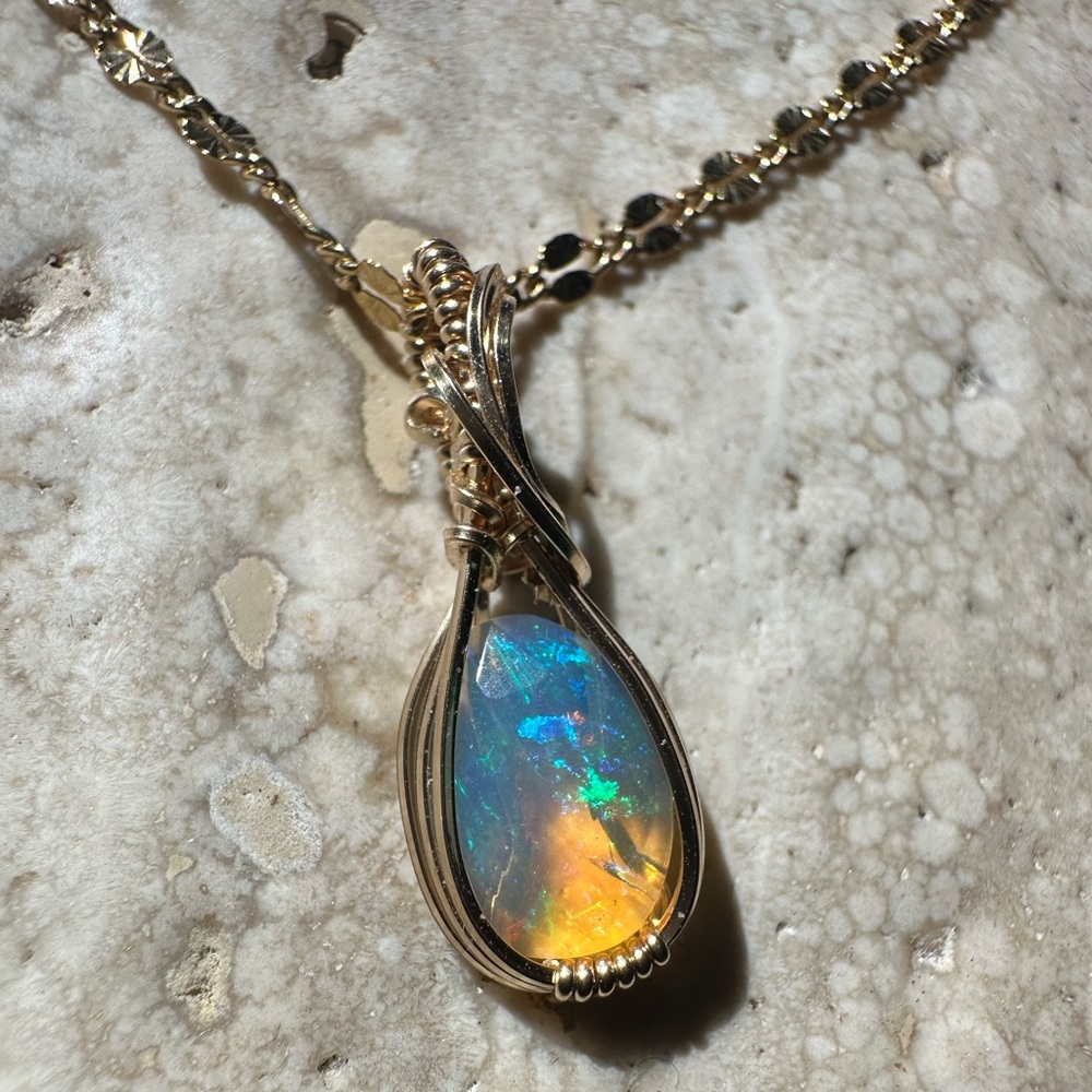 14k Gold Filled Ethiopian Opal Necklace Pendant - Picture 4 of 12